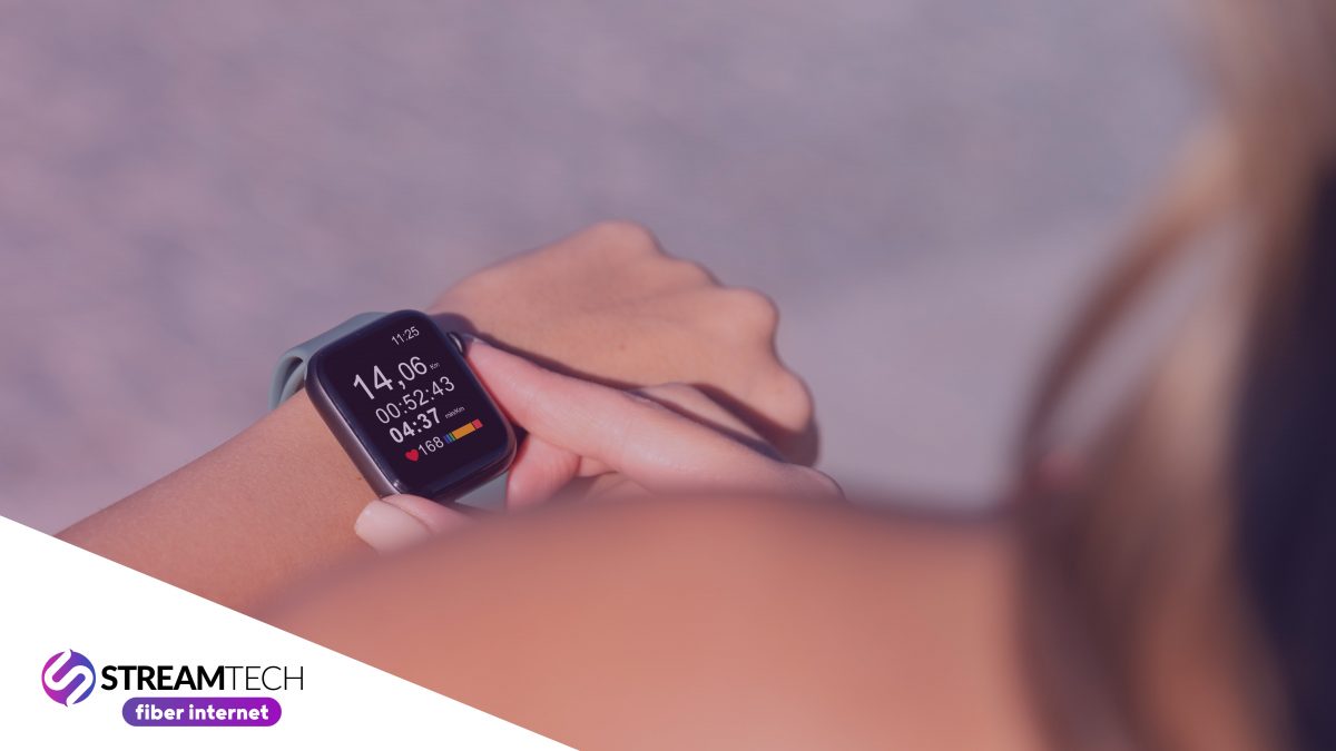 Best Smartwatch - streamtech fiber internet